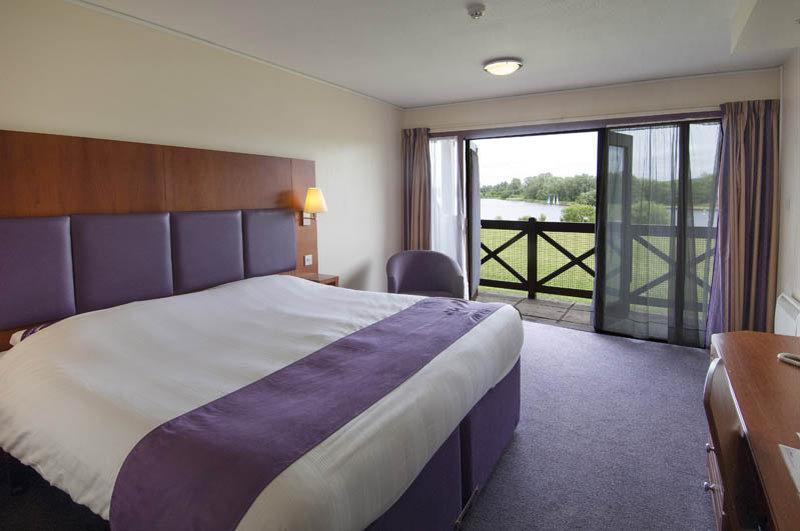 Premier Inn Milton Keynes South Eksteriør bilde